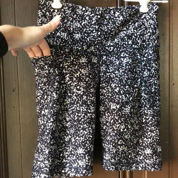 Old Navy Active Powersoft B&W Set - Picture 4 of 5